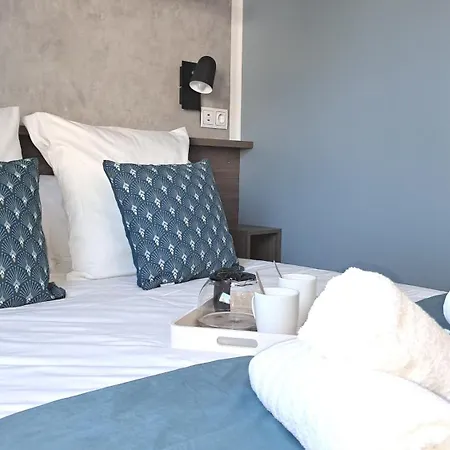 Réveillez La Belle Au Bois Dormant - Moderne, Confort&linge Inclus Campeggio *