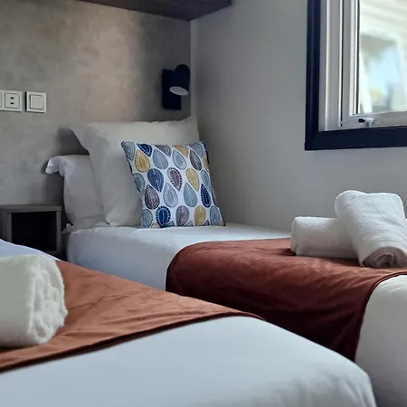 Reveillez La Belle Au Bois Dormant - Moderne, Confort & Linge Inclus *