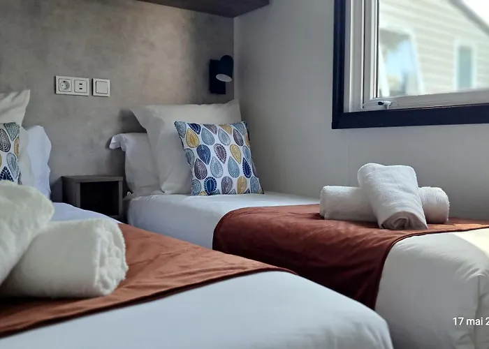 Reveillez La Belle Au Bois Dormant - Moderne, Confort & Linge Inclus *