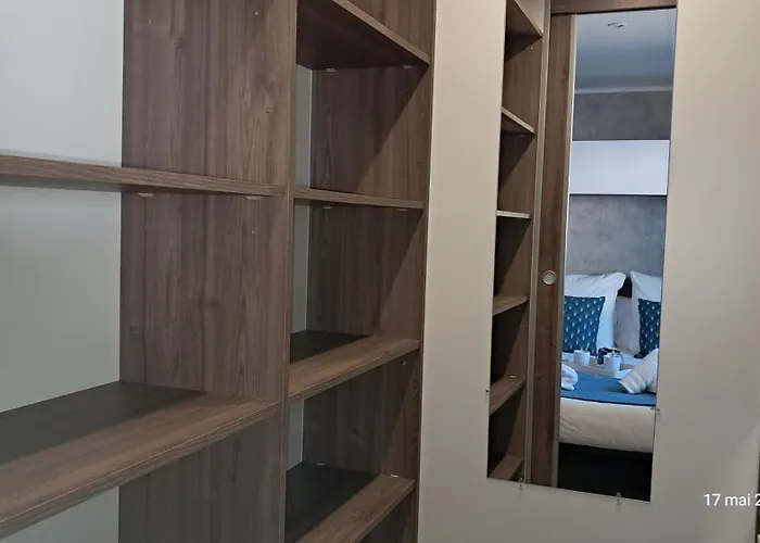 Reveillez La Belle Au Bois Dormant - Moderne, Confort & Linge Inclus